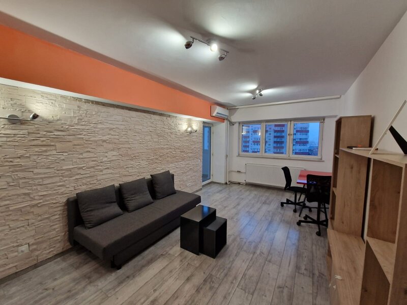 Piata 1 Mai, Clucerului,