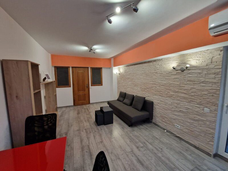 Piata 1 Mai, Clucerului,