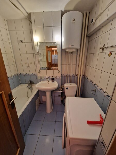 Piata 1 Mai, Clucerului,